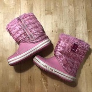 【米倉】二手童鞋/百貨專櫃「Crocs卡駱馳hello kitty 聯名款」粉色女童兒童雪地靴/靴子/短靴洞洞鞋/雨鞋