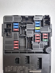 ชุดควบคุมระบบไฟในห้องเครื่อง IPDM NISSAN MARCH K13 284B7-1HH6A CONTROL UNIT ASSY-IPDMENGINE ROOM