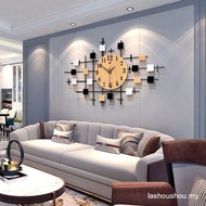 Nordic Simple Clock Living Room Solid Wood Wall Clock Home Art Decoration Mute Clock Creative Wall C