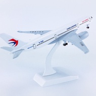 Boeing 787 Dreamliner China Eastern Airlines 1:400 Scale Metal Model Premium Version