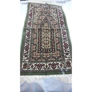 Sajadah Mada  Midi