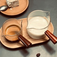 Heat-resisting Glass Espresso Measuring Cup Double Mouth Glass Milk Jug With Wooden Handle Glass Scale Measure Mugs