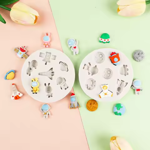 Astronaut Spacecraft Silicone Mold DIY Rocket Planet Birthday Fondant Cake Decorating Tool Sugarcraf