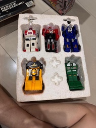 Mainan Megazord DX VRV Robo Bootleg Carranger