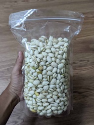 Kacang Pistachio / Kacang Cerdik