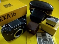 “極罕有黑 1b” 最受歡迎最細輕巧135菲林單鏡反光相機,  最好玩的 Exa 系列, 尤其女仕們很喜歡，好玩的是可以替換不同對焦片/腰平/眼平觀景器頂，尤其“腰平”看上去極具電影感的:這是極難搜尋