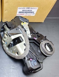 กลอนประตูหน้าซ้ายขวา TOYOTA VIGO 2004-on #69040-0K02069030-0K020*****แท้ติดรถ เก่าเก็บ รับประกันทุกต