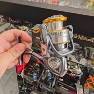 รอกตกปลา RYOBI NECLEUS (แถมฟรีกระเป๋าใส่รอก)แขนเกลียว สลับ ซ้าย-ขวาได้