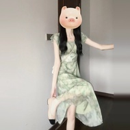 XIATIANWEIYU | ชุดเดรสยาวสีเขียวแบบฝรั่งเศส พร้อมแขนปีก จาก Garnet