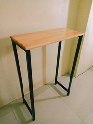 โต๊ะบาร์ล๊อฟ Condo Fit ไม้ยางพารา สไตล์ลอฟท์ 30x60x90 ซม. สีธรรมชาติ รุ่น TM1003060-0002-EX