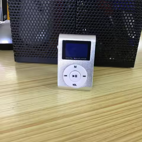 Metal clip with screen MP3 music player Student Walkman MP3 Music Player Three Playback Modes Sports
