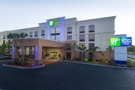 住宿 Holiday Inn Express &amp; Suites Jacksonville Airport, an IHG Hotel