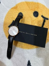 DW經典黑色皮革手錶 #DANIEL WELLINGTON #DW #CLASSIC