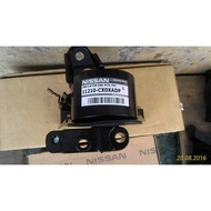 Engine mounting Nissan serena C24 right
