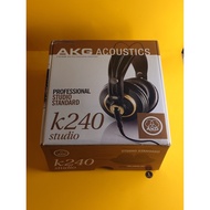 AKG K240 Studio Fullbox – Tai nghe semi-open huyền thoại cho phòng thu và nghe nhạc chi tiết