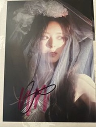 Itzy yuna motto親筆簽名（出/換申留真）