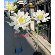 Giant paper flower pillar, giant decorative chrysanthemum, crepe paper flower