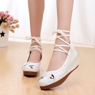 Chinese Style Beijing Cloth Shoes Hanfu Ethnic Beef Tendon Heightening Shoes Embroidered Shoes Antiq