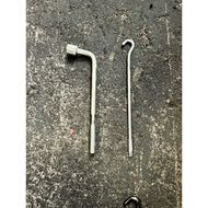 Car Tyre Jack Tools with Handle Japan