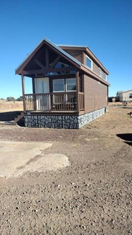 075A Rustic meets Modern Chalet King Bed & Loft 20 Min to South Rim - Sleeps 4