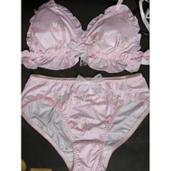 preloved 2ndhand原味二手内衣裤套装丝绸缎面