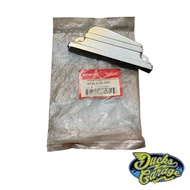 19160-KVB-900 Cover Radiator Bagian Atas Honda Vario 110 CW Lama Old Original