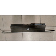 Grill, mitsubishi lancer A172. Original japan