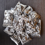 Cengkeh Rajangan cap Pejuang & 555 5pcs