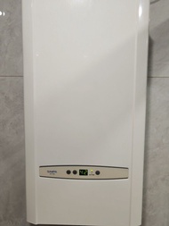 包送貨安裝Simpa煤氣恆溫熱水爐 RS11RM