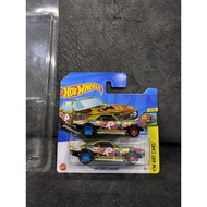 2023 Hot Wheels Super Treasure Hunt STH # '68 Copo Camaro Short Card crease