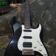 Gitar listrik Second merek STAGG