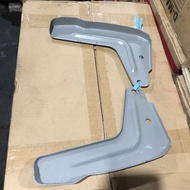 Plat Dudukan Bumper Depan L300 Ori