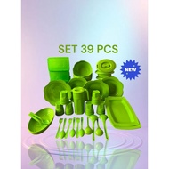 SET 39 PCS CUTLERY>4 FLOWER PLATES, 4 FLOWER BOWLS, 4 MINI OVAL, 4 SPOONS, 4 FORKS, 3 SQUARE VEGETAB