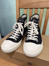 Onitsuka Tiger High-Top Sneakers Black White Size US 8.5 黑色平底高筒布鞋