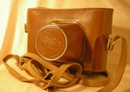 蘇聯製造的 FED 3 底片旁軸相機原廠皮套