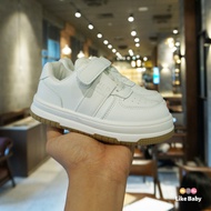 HOÀN TIỀN 15% - Giày Thể Thao Bé Trai Bé Gái Từ 1 - 12 Tuổi Màu Trắng Siêu Nhẹ Quai Dán Đế Êm Kiểu D