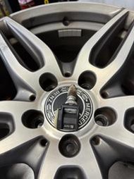 賓士E系列 W213 胎壓偵測器 E250 E300 E43 為升電裝 BMW G30 G11 G20 G21 G31