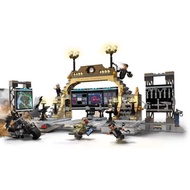 LEGO 76183 BatcaveTM: The RiddlerTM Face-off