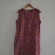 dress wanita preloved merk batik queen uk L