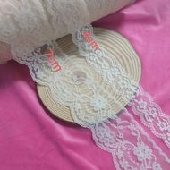 Poly mesh lace, size 4cm to 7.5cm. (5 meter cord)