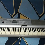 YAMAHA DGX-500 / DIGITAL PIANO / KEYBOARD / BEKAS / MURAH / PIANO KODE