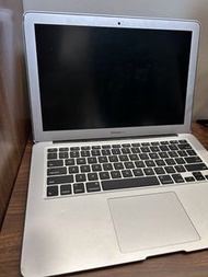 Apple Macbook Air 13 256gb（2017年購入 少量瑕疵平放）