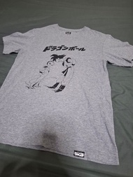 清屋！！！ Uniqlo 龍珠 tee