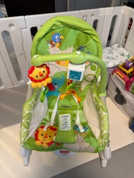 Fisher-Price 嬰兒安撫搖椅 叢林動物主題