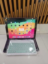 Ipad pro2 ios 17 12.9 inches 256gb cellular