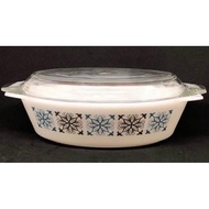 Pyrex Chelsea Vintage Oval 11 inch