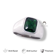 Cincin Pria Titanium Anti Karat Batu Permata Model Thor Warna Silver