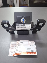 ยางแท่นเครื่องหน้า NISSAN NAVARA CALIBRE D40 เครื่อง QR25DE 11220-JR50C ใช้ได้ทั้งซ้ายและขวา ราคาต่อ