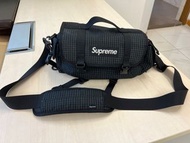 Supreme duffle black bag  斜孭袋