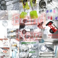 烘焙必備蛋清蛋黃蛋白不銹鋼打邊爐隔渣湯勺矽膠耐熱鍋鏟麵粉篩粉團攪拌用矽膠鏟唔怕刮花易潔鍋塗層耐熱攝氏煮食套裝 鍋鏟油鍋鏟湯勺湯𡙡過濾勺油炸勺火鍋 隔漏勺 隔渣勺分離器隔蛋器油掃去皮西瓜蜜瓜哈蜜瓜刮肉起